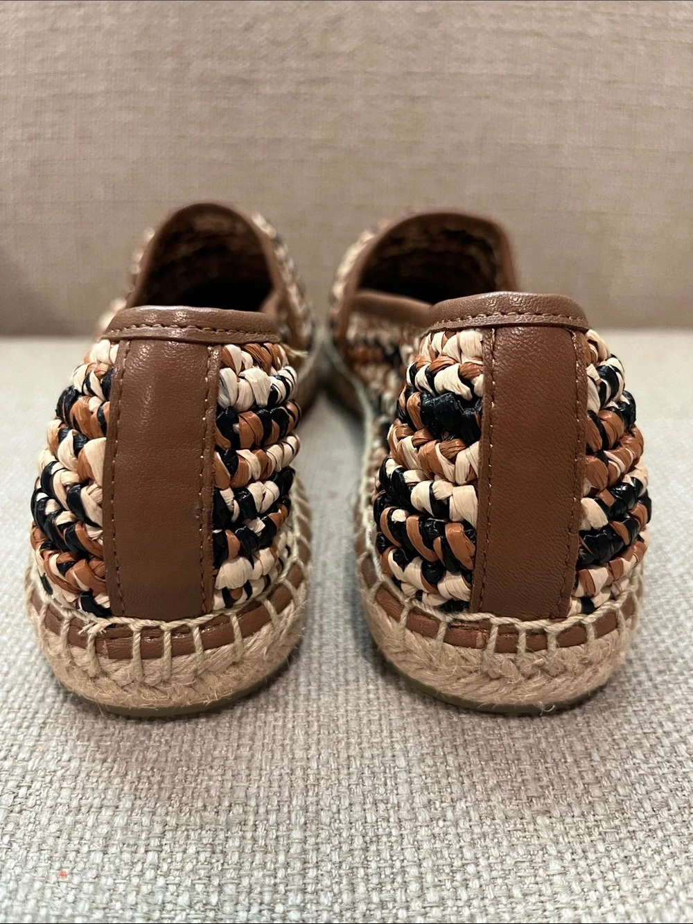 NEW Tory Burch evenly Crochet Raffia Espadrille Flats Size 5.5